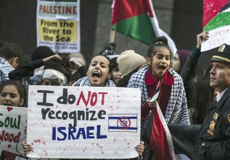 us students protest israel
